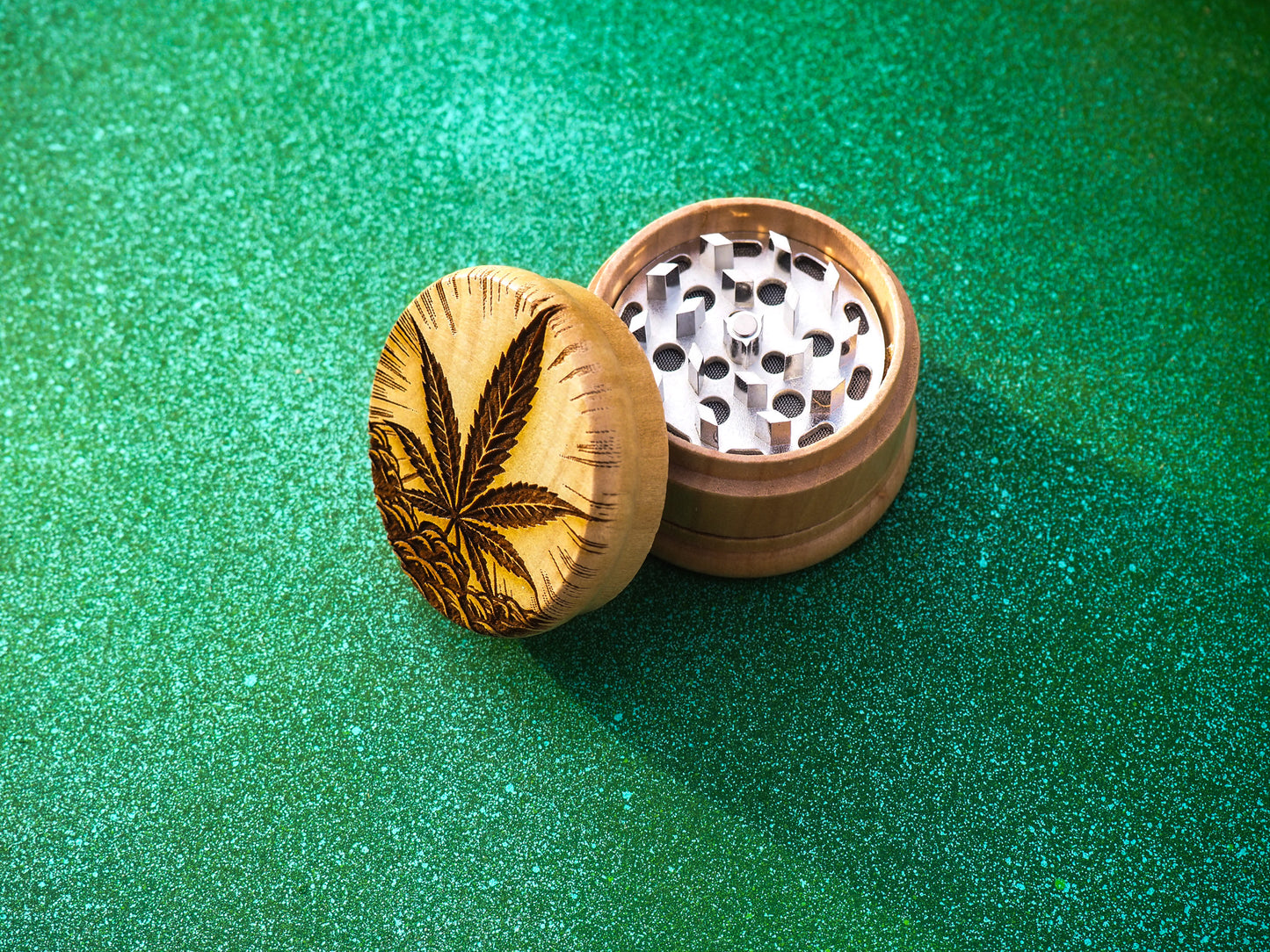 Herb Grinder, 3 Part, Hand Muller, Crusher, Metal Teeth, Wood Engraved, Custom Personalized Gift For All Occasions, Kief Chamber, Single Leaf